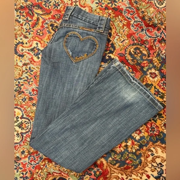 Frankie B Y2K Vintage Low Rise Flare Leg jeans with heart butt detail - Size 2 - Picture 1 of 9
